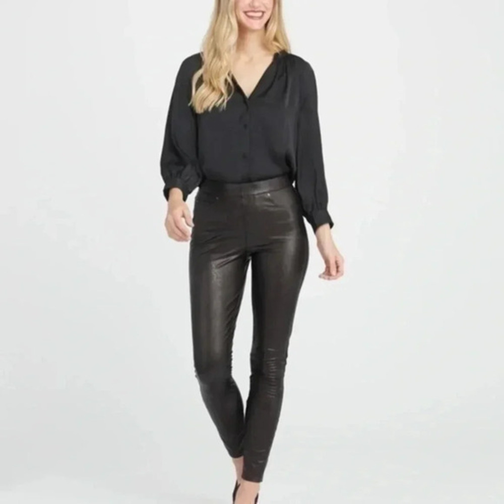 SPANX Leather-Like Ankle Skinny Pant ankle stretch comfort B359
